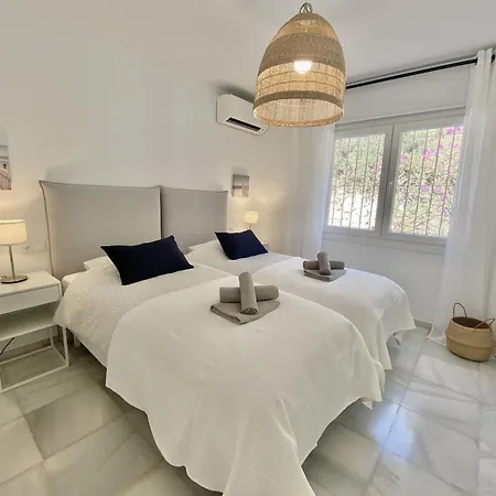 60 - Superbe Avec Piscine Prive Villa *